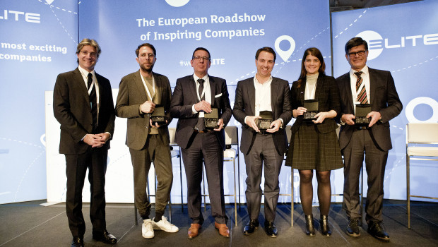 Nahmen den Preis von Gastgeber Luca Peyrano (links), Elite, entgegen (v.l.): Emanuel Sirch (Digel), Heiner Geurden (PTC), Martin Hohla (Top-tica Photonics), Saskia Dieck (Wenko), Frank Stempfle (Büchel).