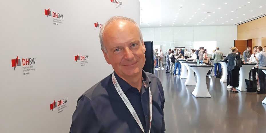Carsten Kortum, Professor an der DHBW Heilbronn, hat die Retail Innovation Days zusammen mit seinen Kolleginnen und Kollegen organisiert.