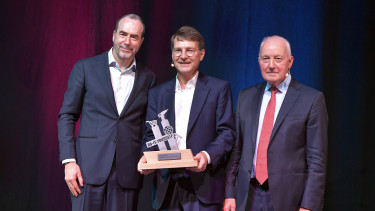 Reinhard Wolff erhält den Global DIY-Lifetime Award