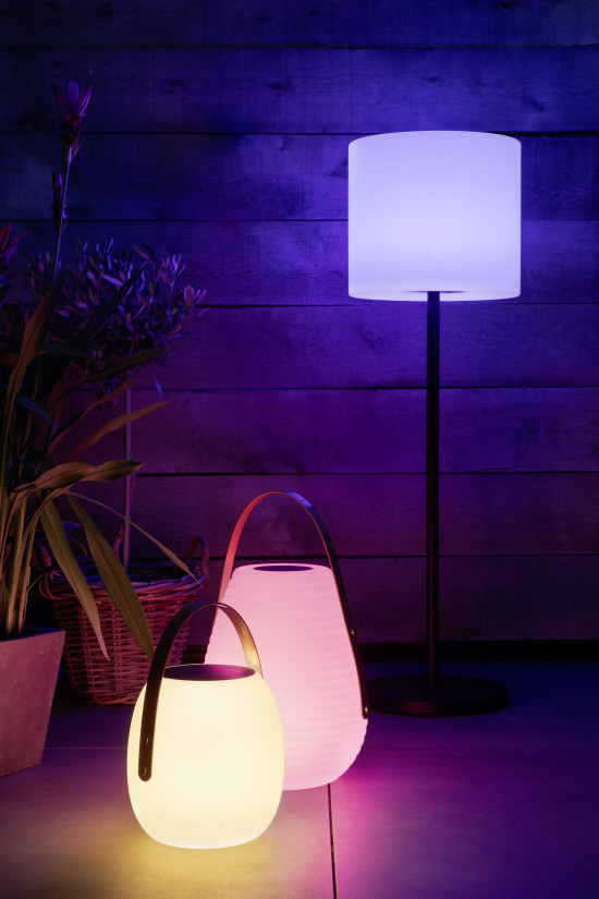 Tragbar und mit Solartechnik ausgestattet: Outdoor-Lampen sind beim „Savvy Space Squeezer“ beliebt. 