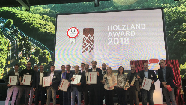 Die Sieger des diesjährigen Holzland-Awards. Bild: Dähne Verlag. Die Sieger des diesjährigen Holzland-Awards. Bild: Dähne Verlag.