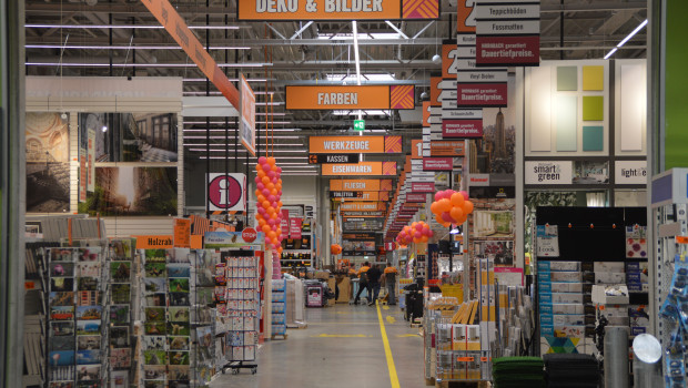 Baumarktgänge und der Gang in den Baumarkt - die Kunden schätzen es offenbar gerade im DIY-Bereich nach wie vor, wenn sie stationär einkaufen können.