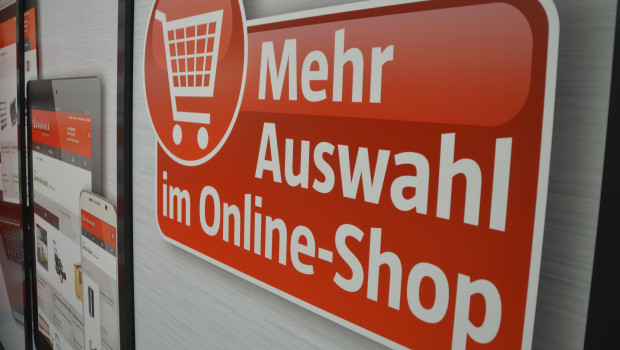 Die Umsätze im Onlinehandel sind 2023 um knapp 1 Prozent gestiegen.