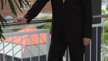 Neuer Leiter
