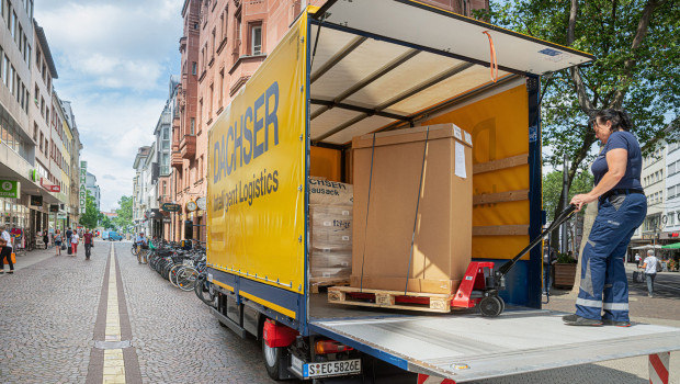 Für die Lieferung an Endkunden stellt Dachser ein neues Produkt vor.