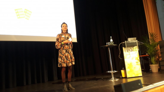 Anna Hackstein zeigte sich sichtlich erleichtert darüber, dass die Veranstaltung wieder in Präsenz stattfinden kann. Anna Hackstein zeigte sich sichtlich erleichtert darüber, dass die Veranstaltung wieder in Präsenz stattfinden kann.