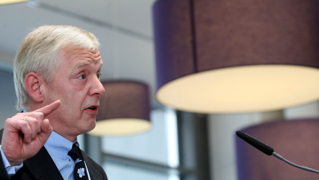Dirk-Uwe Klaas Dirk-Uwe Klaas