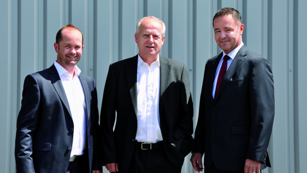 Die Geschäftsführung von Alfer Aluminium wurde erweitert (v. l.): Martin Blatter, Geschäftsführer, Thomas Wilbs, geschäftsführender Gesellschafter und Jürgen Hlawatschek, Geschäftsführer.