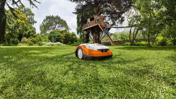 Im vergangenen Jahr verbrachten viele Menschen mehr Zeit im eigenen Heim und Garten. Das wirkte sich positiv auf die Umsätze von Stihl aus. 