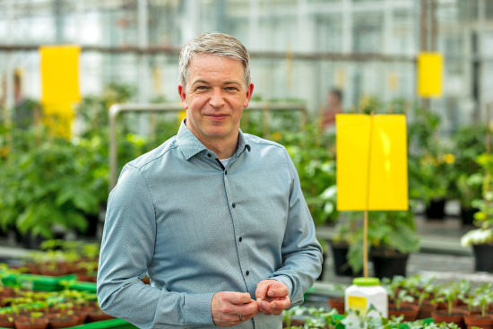 Dr. Christof Dietrich ist Leiter der Abteilung Forschung und Entwicklung im Innovationszentrum. Dr. Christof Dietrich ist Leiter der Abteilung Forschung und Entwicklung im Innovationszentrum.