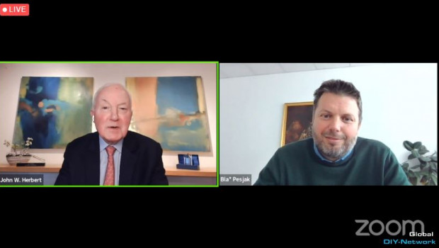 John Herbert interviewte Merkur-CEO Blaz Pesjak. 