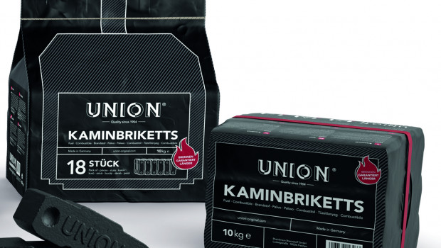 Neben dem Markennamen wurde auch die Verpackung einer Neugestaltung unterworfen und ist in Schwarz mit weißer Aufschrift gehalten. 