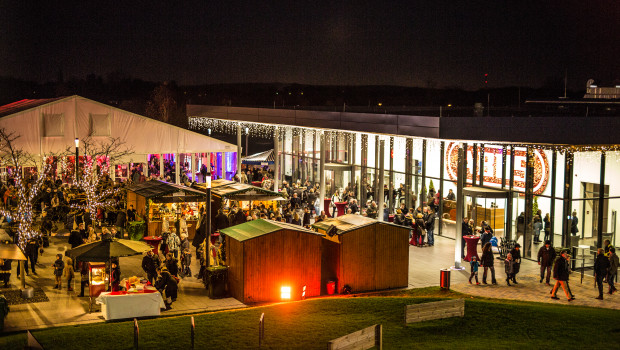 Der Abus Campus mit dem Freizeit- & Creativ Center. Im Bild zu sehen ist der Abus Family Day, ein Tag der offenen Tür speziell für Mitarbeiterinnen und Mitarbeiter und deren Angehörige.