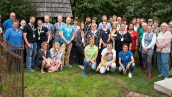 Treffen von über 30 Gartenbloggern bei Bruno Nebelung