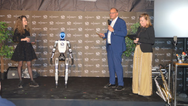 FN Neuhofer weiht Werk für sein drittes Standbein ein