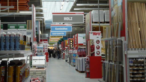 Es herrscht ein Mangel an Holz, aber auch an elektronischen Geräten. 