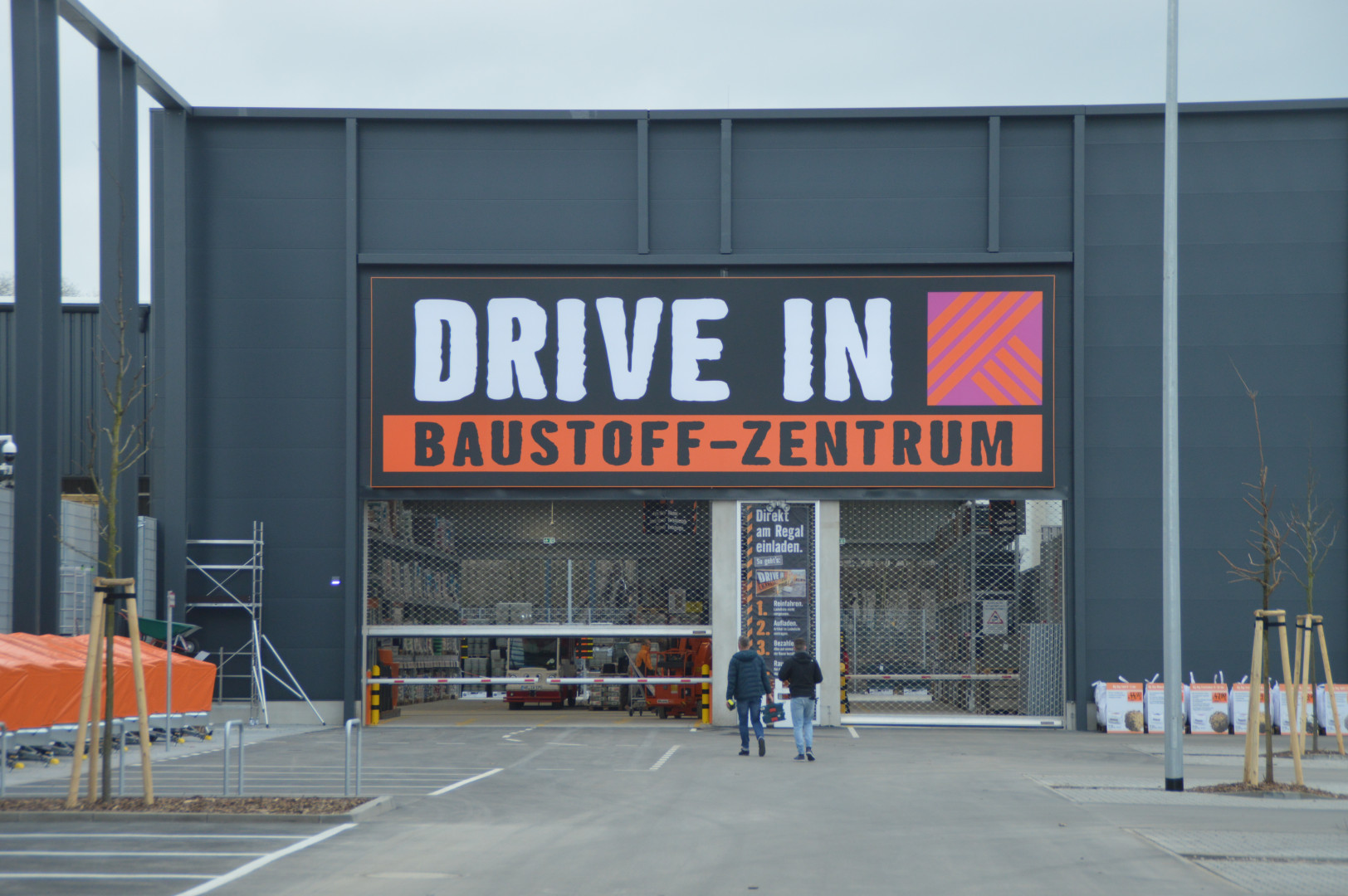 Hornbach Markt in denkmalg... diy online