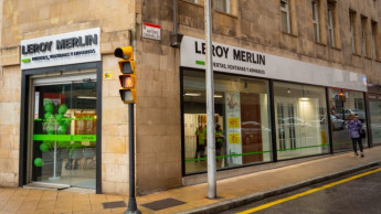 Leroy Merlin-Showroom für Türen, Fenster und Schränke
