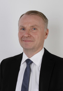 Die Heinrich Kopp GmbH hat mit Markus Hornung einen neuen kaufmännischen Geschäftsführer (CFO). Die Heinrich Kopp GmbH hat mit Markus Hornung einen neuen kaufmännischen Geschäftsführer (CFO).