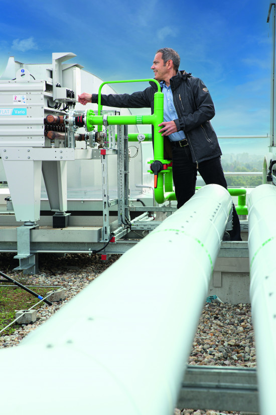 Im Jahr 2020 wurde eine Kraft-Wärme-Kopplungs-Anlage im Tesa-Headquarter in Betrieb genommen. Im Jahr 2020 wurde eine Kraft-Wärme-Kopplungs-Anlage im Tesa-Headquarter in Betrieb genommen.