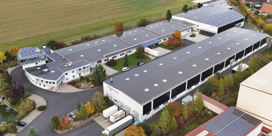 Am Firmensitz in der Nähe von Würzburg befinden sich ein Teil der Produktion und ein Warenlager. 