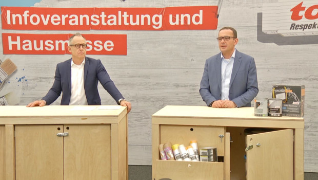 Hans-Joachim Kleinwächter, Geschäftsführer Marketing und Categorymanagement (links), und Dominique Rotondi, Geschäftsführer Einkauf und Logistik, moderierten die Hausmesse. 