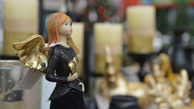 Der Handel erwartet zwar ein Umsatzwachstum von 1,5 Prozent im Weihnachtsgeschäft, aber auch zurückhaltende Verbraucherinnen und Verbraucher. Der Handel erwartet zwar ein Umsatzwachstum von 1,5 Prozent im Weihnachtsgeschäft, aber auch zurückhaltende Verbraucherinnen und Verbraucher.