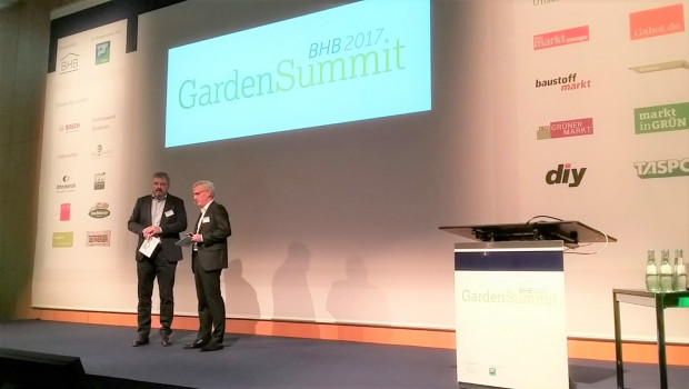 Dr. Peter Wüst (links), BHB-Hauptgeschäftsführer, und Detlef Riesche, BHB-Vorstandssprecher, auf dem diesjährigen BHB Garden Summit.