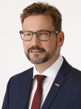 Alexander Magg folgt auf Carl Otto Bengtsson, der die PCI aus privaten Gründen verlassen hat. Alexander Magg folgt auf Carl Otto Bengtsson, der die PCI aus privaten Gründen verlassen hat.