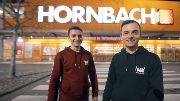 The Real Life Guys durften sich 48 Stunden lang in einem Hornbach-Markt kreativ austoben.