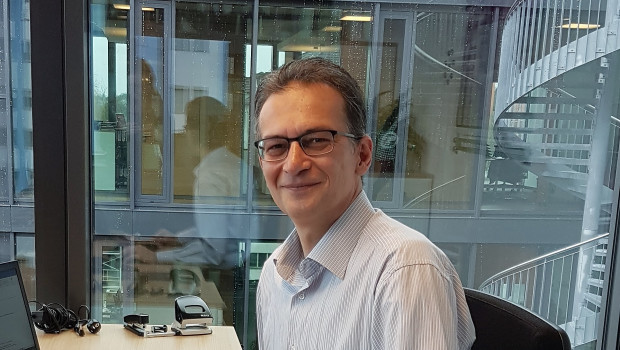 Saim Cicek, der neue Logistikleiter der Sagaflor, ist sich sicher: „Der Erfolg der Sagaflor steht im direkten Verhältnis zur Performance der Logistik.“ Saim Cicek, der neue Logistikleiter der Sagaflor, ist sich sicher: „Der Erfolg der Sagaflor steht im direkten Verhältnis zur Performance der Logistik.“