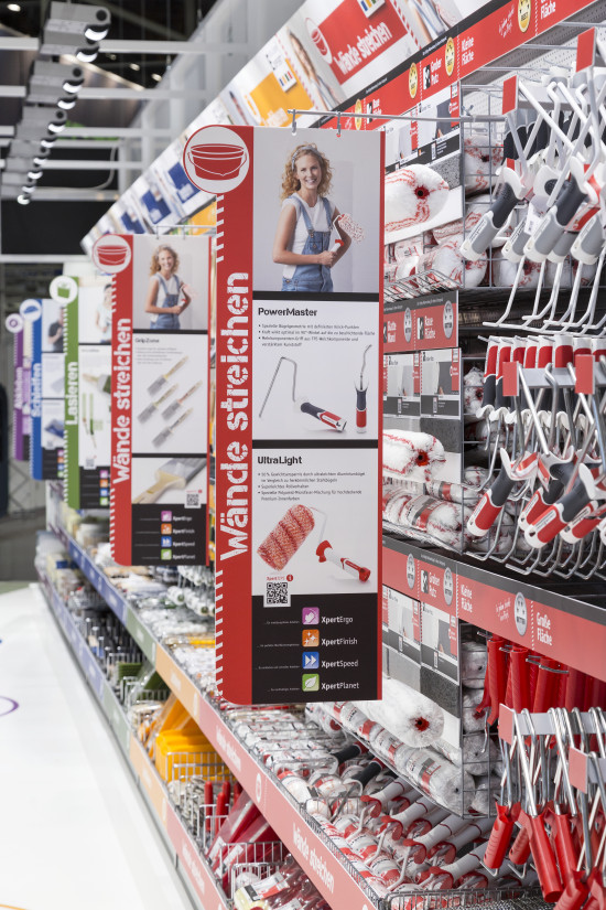 Der Color Expert POS-Baustein für den deutschen Markt ist Ausgangspunkt für lokale, europäische Konzepte. Der Color Expert POS-Baustein für den deutschen Markt ist Ausgangspunkt für lokale, europäische Konzepte.