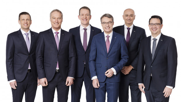 Der (künftige) Vorstand von Dachser (v. l.): Alexander Tonn, Managing Director European Logistics Germany (ab 1. Januar 2021 COO Road Logistics), Michael Schilling, COO Road Logistics; Burkhard Eling, CFO (ab 1. Januar 2021 CEO); Bernhard Simon, CEO; Edoardo Podestà, COO Air & Sea Logistics; Stefan Hohm, Corporate Director Corporate Solutions, Research & Development (ab 1. Januar 2021 CDO).