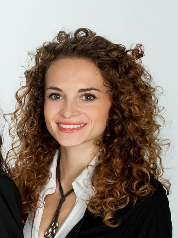 Victoria Neuhofer Victoria Neuhofer