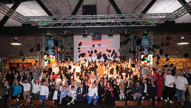 Alle 247 Absolventinnen und Absolventen bleiben Toom nach ihrem Abschluss treu.