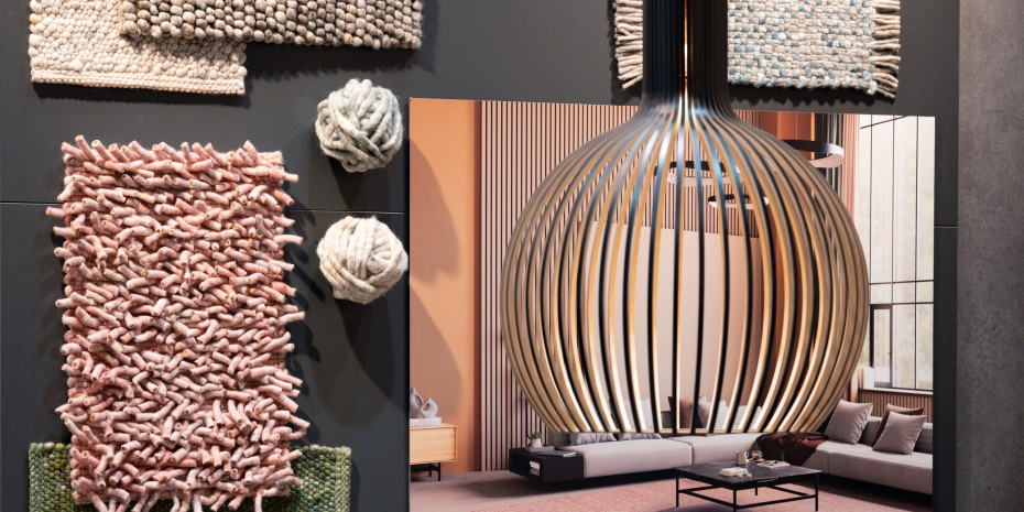 Während bislang vor allem Teppiche und Bodenbeläge im Rahmen der Domotex gezeigt wurden, fassen die Veranstalter das Sortimentsspektrum nun weiter. Während bislang vor allem Teppiche und Bodenbeläge im Rahmen der Domotex gezeigt wurden, fassen die Veranstalter das Sortimentsspektrum nun weiter.