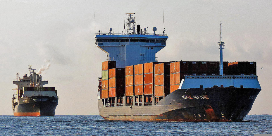 Gehören voll beladene Containerschiffe bald der Vergangenheit an? Unternehmen verlagern ihre Produktion zunehmend zurück in die Heimatländer.