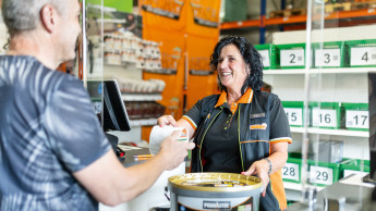 Globus Baumarkt knackt 2 Milliarden-Grenze Globus Baumarkt knackt 2 Milliarden-Grenze