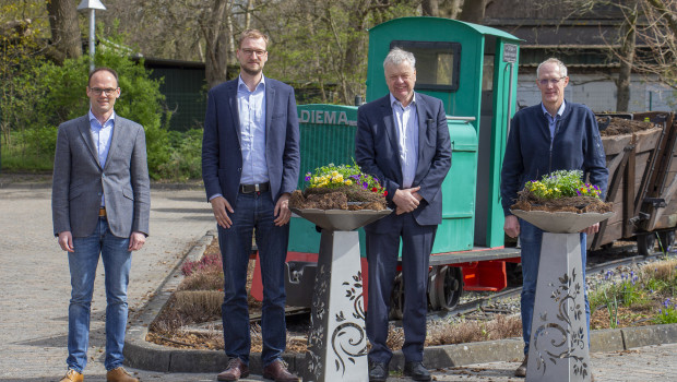 Der neue Floragard-Aufsichtsrat (v. l.): Olaf Meiners, Christian Strenge, Aufsichtsratsvorsitzender Ewald Drebing und Thomas gr. Holthaus.