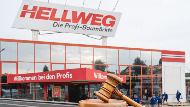 Ware der steirischen Hellweg-Märkte unterm Hammer Ware der steirischen Hellweg-Märkte unterm Hammer