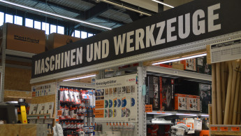 DIY-Handel im Februar auch real fast wieder auf Vorjahresniveau