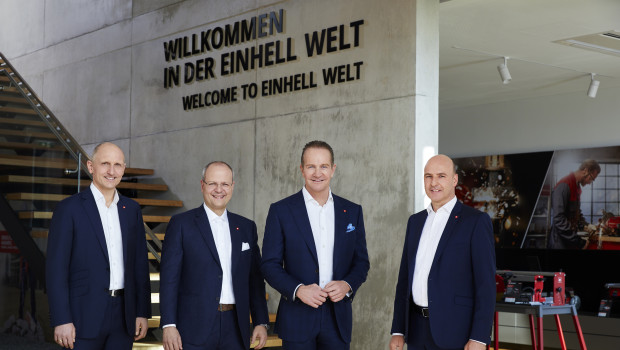 Der Einhell-Vorstand, bestehend aus Dr. Christoph Urban (CIO), Dr. Markus Thannhuber (CTO), Andreas Kroiss (CEO) und Jan Teichert (CFO, v. l. n. r.), bezeichnet den Einstieg in den thailändischen Markt als "Meilenstein" für das Unternehmen.