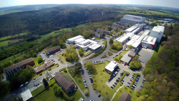 Würth nimmt neues vollautomatisches Hochregallager in Betrieb.