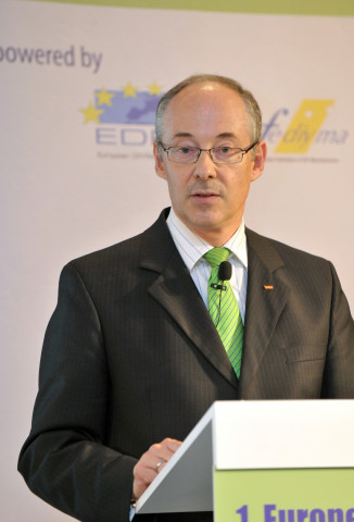 Martin Essl Martin Essl