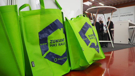 "Zukunft hat Raum" lautete das Motto des Handelsforums. Die nächste Hausmesse der Bauvista wird erst wieder 2027 stattfinden. "Zukunft hat Raum" lautete das Motto des Handelsforums. Die nächste Hausmesse der Bauvista wird erst wieder 2027 stattfinden.