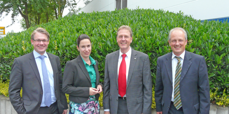 Die Ostendorf Führungsriege: (v. l.) Marketingleiter Marc Ulrich Meier und seine Stellvertreterin Katharina Tillmann; Dr. Hans-Joachim Weintz, Leiter technische Unternehmensentwicklung, und Manager Corporate Social Responsibility, Kai Minck.