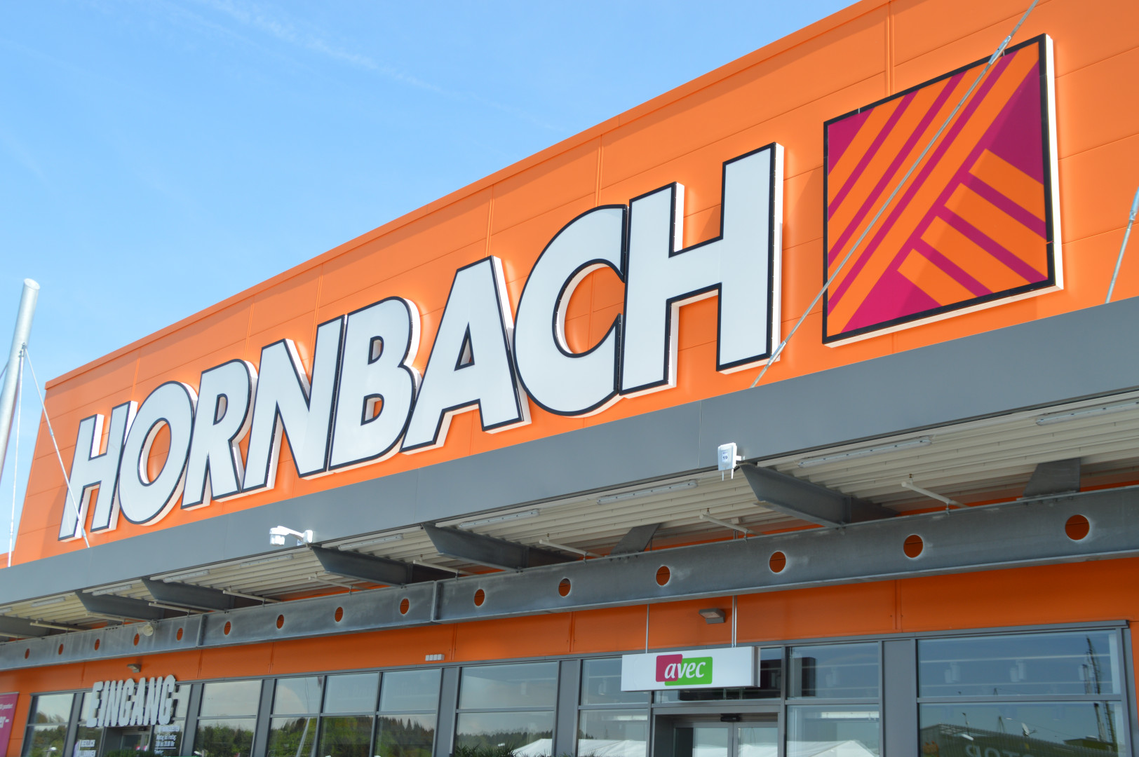 Hornbach meldet Rekordergebnis - diy online