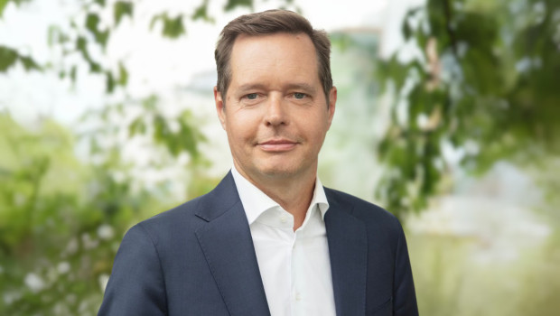 Westin hat zuvor in anderen Branchen als CFO gearbeitet. 