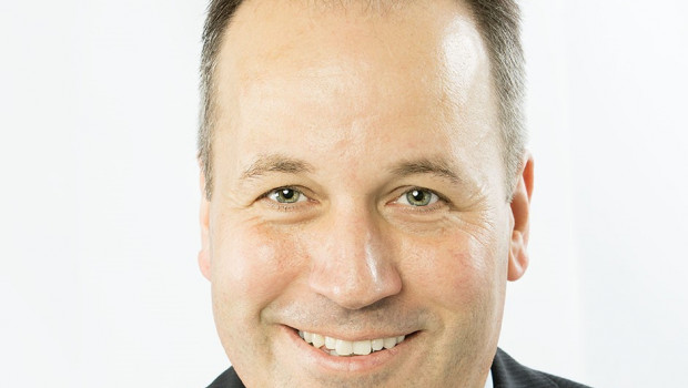 Lukas Roßhart, bisher Geschäftsbereichsleiter Märkte, übernimmt das kaufmännische Vorstandsressort bei der ZG Raiffeisen in Karlsruhe. Lukas Roßhart, bisher Geschäftsbereichsleiter Märkte, übernimmt das kaufmännische Vorstandsressort bei der ZG Raiffeisen in Karlsruhe.