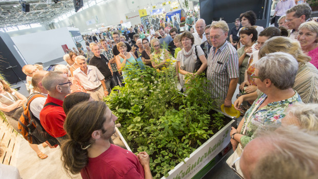 Beim Tag des Gartens präsentierten sich 114 Aussteller im Rheinpark und in Halle 8 der Koelnmesese.